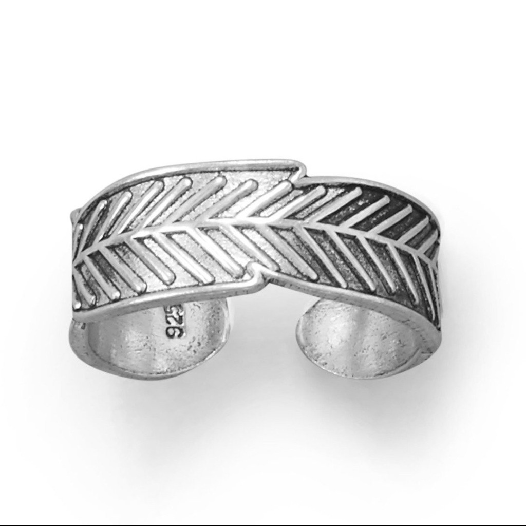 Oxidized Feather Toe Ring